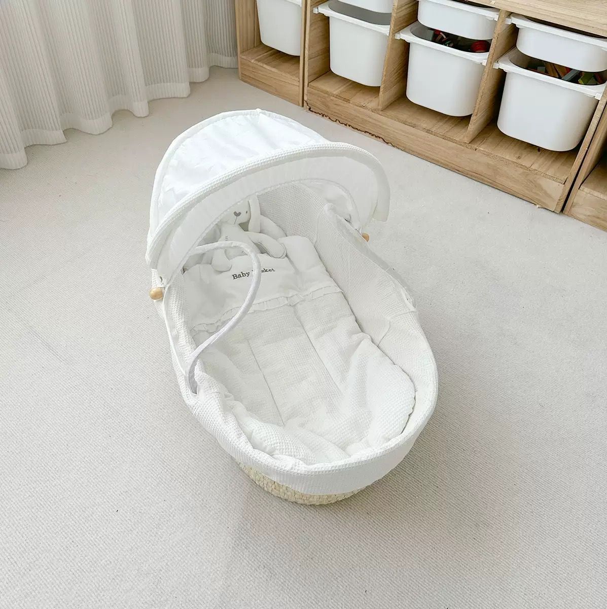 Mama De Lune Handwoven Moses Basket – Portable Newborn Baby Bed & Carrier