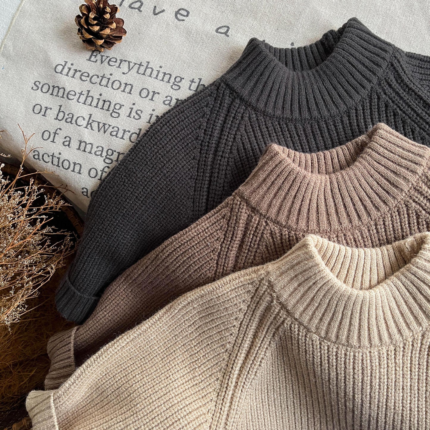 Retro Chunky Knit Kids Sweater – Cozy Semi-Turtleneck Pullover for Boys & Girls (Autumn/Winter 2025)